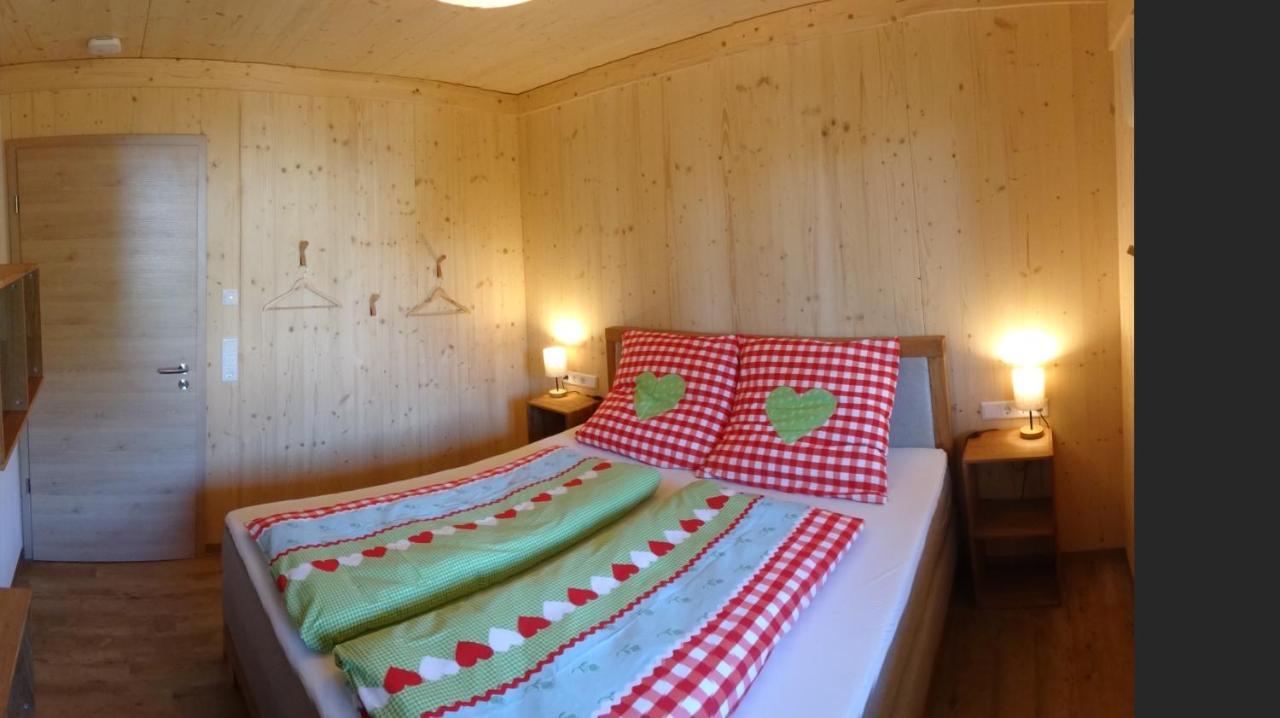 Waldblick Im Happy Allgaeu - Wohnung Mit Grosser Dachterrasse Leutkirch im Allgäu Buitenkant foto